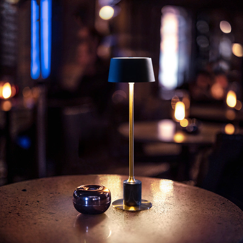 LumiBar Crystal™ – Luminária LED Recarregável Sem Fio para Mesa, Bar e Decoração Elegante — vista principal do produto | Mova