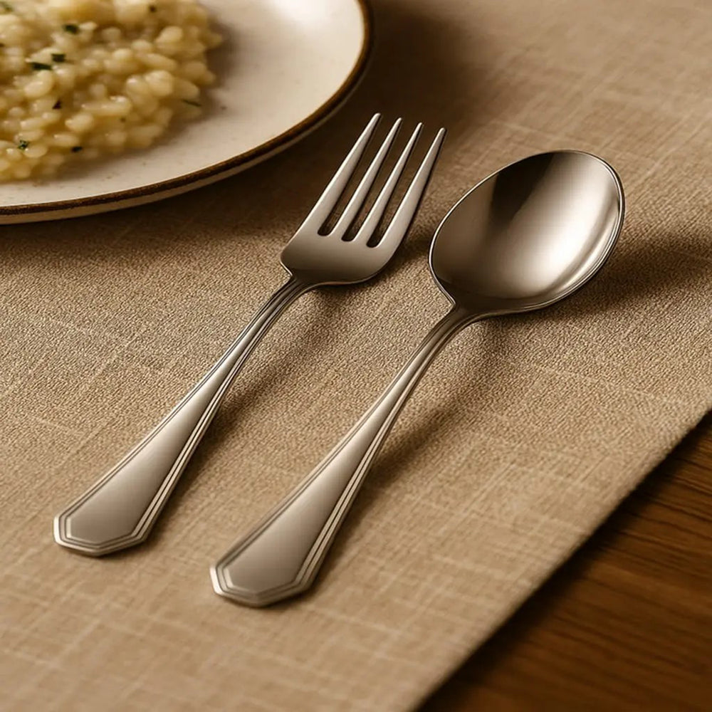 Sterling Royale™ – Faqueiro Premium 16 Peças em Aço Inoxidável para 4 Pessoas — referência de uso no ambiente | Mova Decor