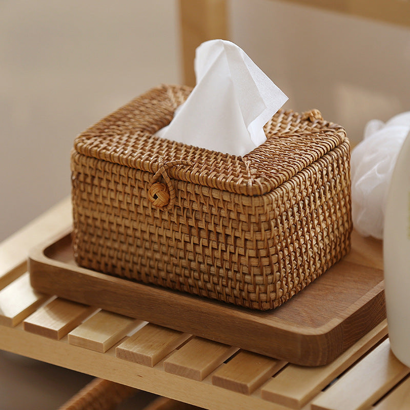 Porta-Lenços em Rattan Trançado à Mão Mōva — vista principal do produto | Mova Decor