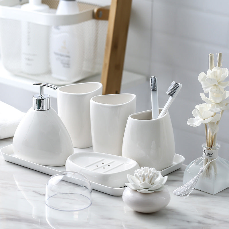 Conjunto de Banheiro em Porcelana Branca Mōva — 5 Peças — detalhe do acabamento | Mova Decor