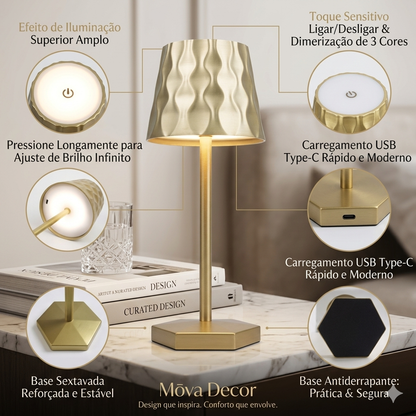 Luminária Onde d'Or™ — Mōva Decor Uma peça que carrega luz e movimento em cada curva.