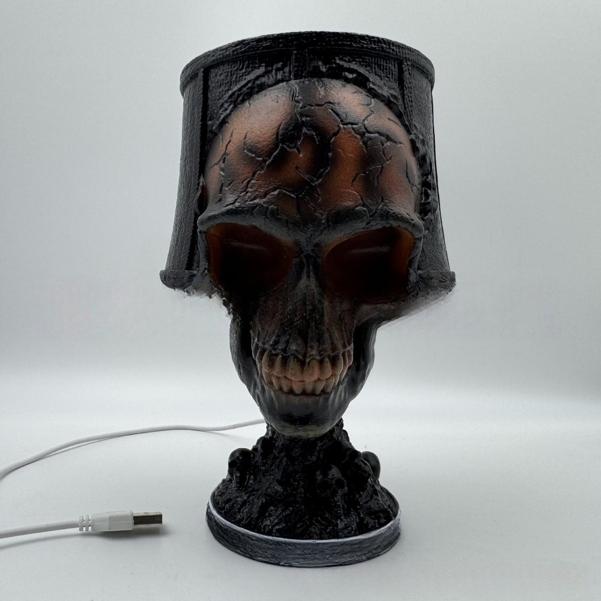 Luminária decorativa de caveira para Halloween