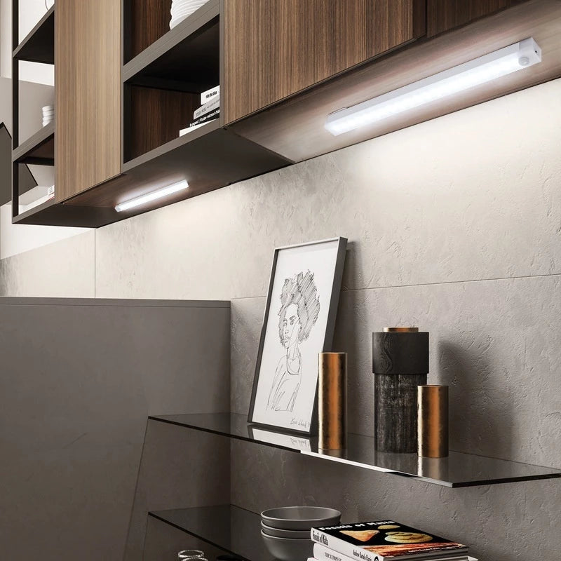 Smart Luminária Inteligente Ultra LED com Sensor de Movimento Sem Fio - Mōva Decor