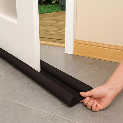 VedaTudo™ – Rolinho Duplo Ajustável para Porta (Anti Vento, Poeira e Insetos)