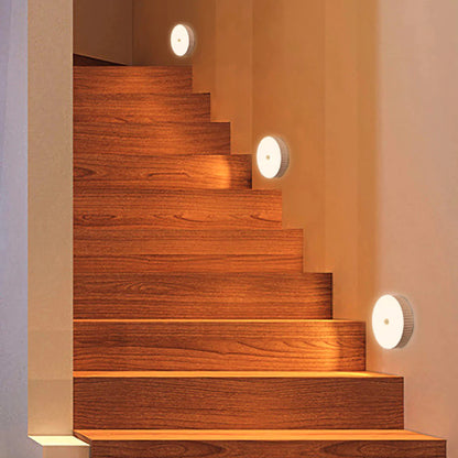 LumiSense™ – Luminária LED Inteligente Sem Fio com Sensor de Presença