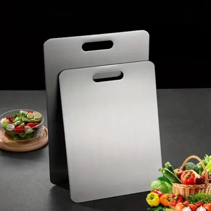 SteelGuard Pro™ – Tábua Antibacteriana em Aço Inox — detalhe do acabamento | Mova Decor