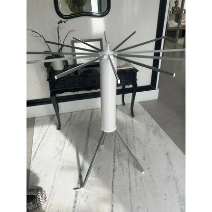 SpinDry Flex™ – Varal Dobrável Giratório de Chão com 16 Hastes em Aço Inox - Mōva Decor